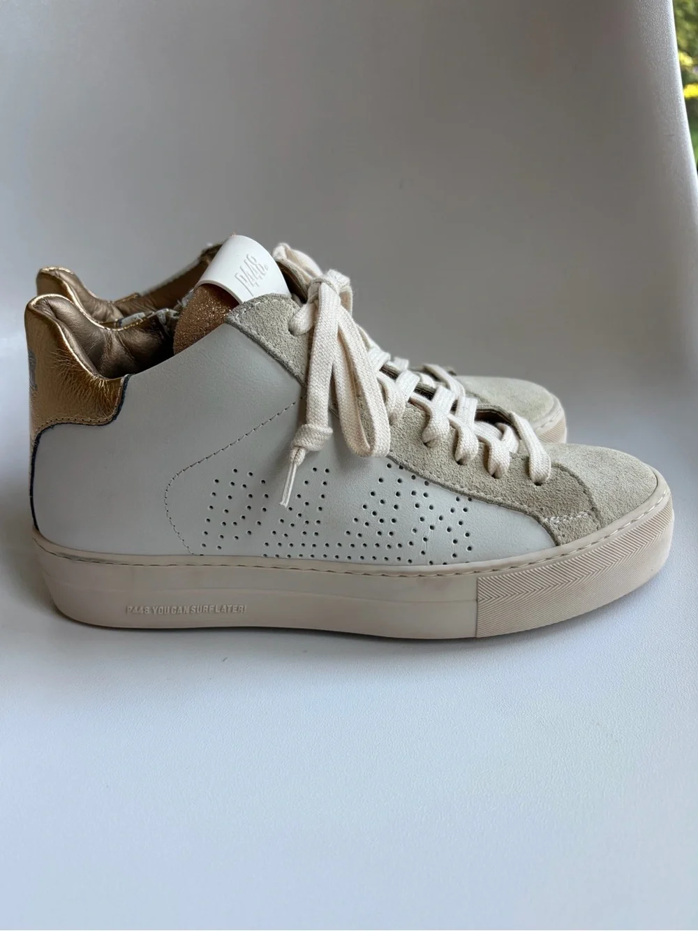 P448 Women’s 6.5 Thea Mid White Leather & Beige Suede Sneakers Sparkly Gold Zip
